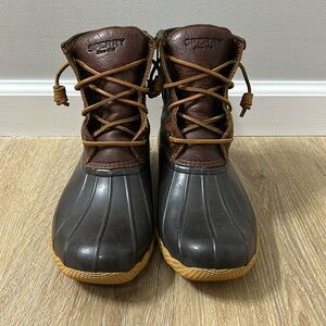 Sperry Saltwater Duck Boot. Woman’s Size 9